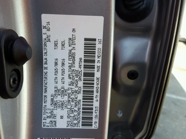 3TMAZ5CN8GM013956 - 2016 TOYOTA TACOMA DOU GRAY photo 10
