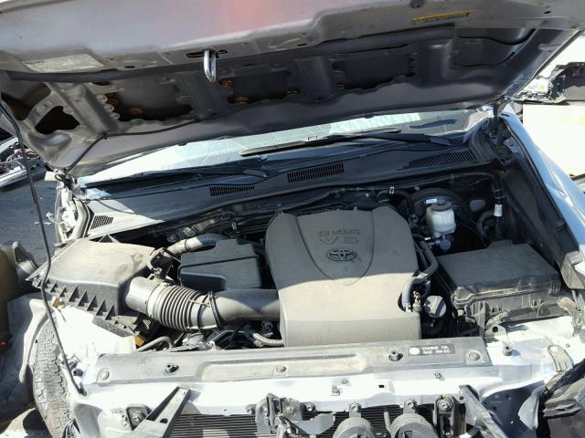 3TMAZ5CN8GM013956 - 2016 TOYOTA TACOMA DOU GRAY photo 7