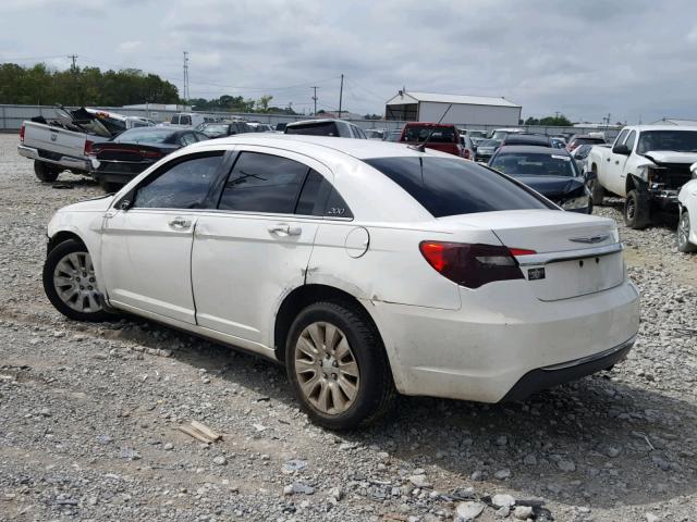 1C3BC4FB0BN521486 - 2011 CHRYSLER 200 LX WHITE photo 3