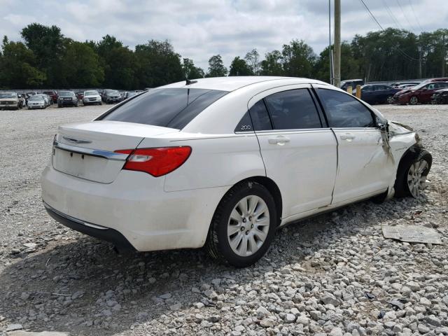 1C3BC4FB0BN521486 - 2011 CHRYSLER 200 LX WHITE photo 4