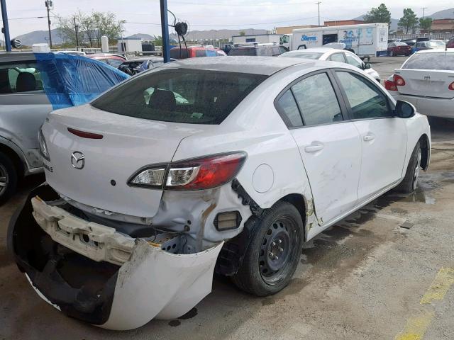 JM1BL1U50B1491428 - 2011 MAZDA 3 S WHITE photo 4