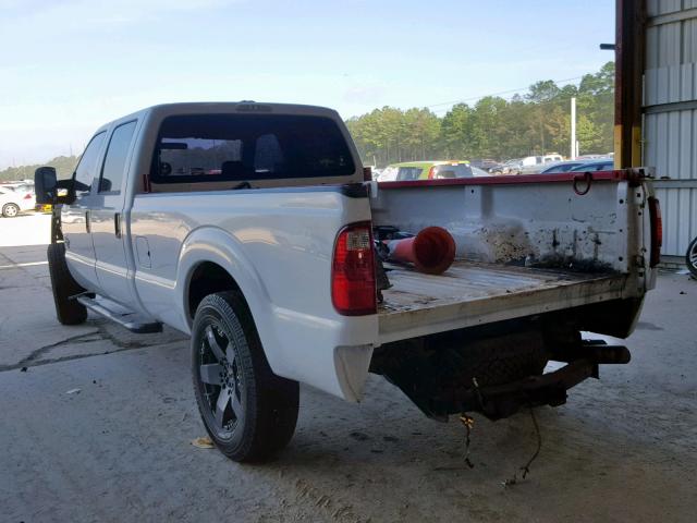 1FT7W3AT7BEB20388 - 2011 FORD F350 SUPER WHITE photo 3