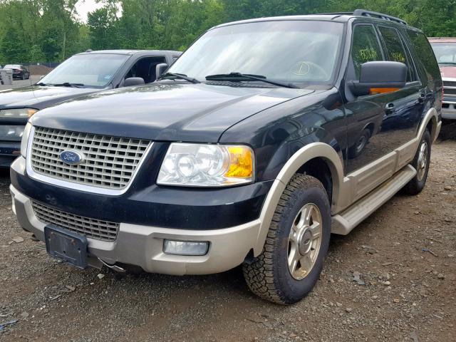 1FMFU18515LA58866 - 2005 FORD EXPEDITION BLACK photo 2