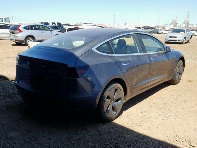 5YJ3E1EAXJF018871 - 2018 TESLA MODEL 3 GRAY photo 4