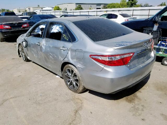 4T1BF1FK5HU354537 - 2017 TOYOTA CAMRY LE SILVER photo 3