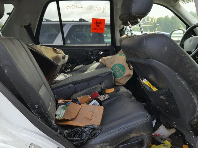 4JGAB72E21A233868 - 2001 MERCEDES-BENZ ML 430 白色 照片 6