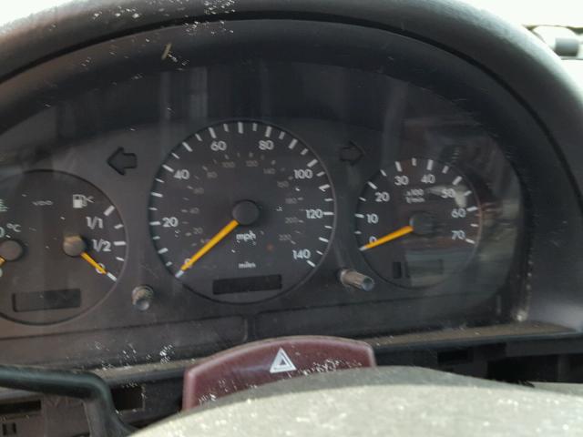 4JGAB72E21A233868 - 2001 MERCEDES-BENZ ML 430 白色 照片 8