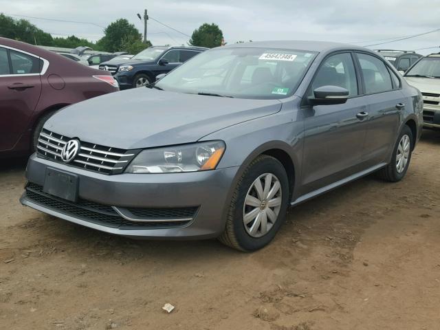 1VWAP7A36CC079885 - 2012 VOLKSWAGEN PASSAT S GRAY photo 2