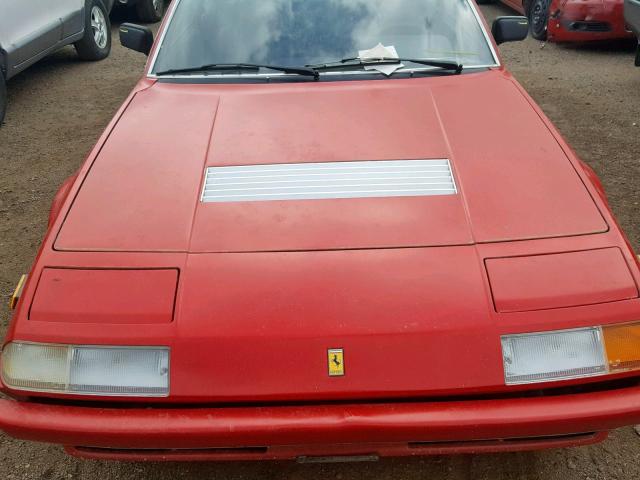 F101CL39813 - 1982 FERRARI 400I RED photo 9