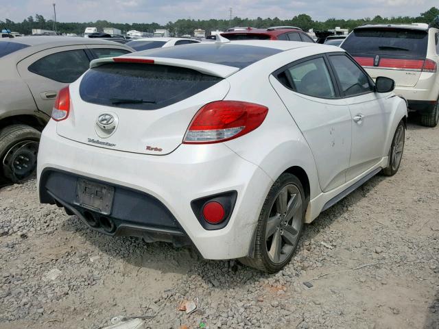 KMHTC6AE2EU198755 - 2014 HYUNDAI VELOSTER T WHITE photo 4