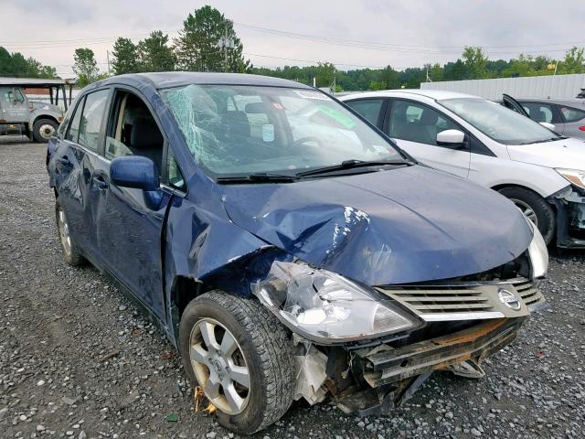 3N1BC11E68L410769 - 2008 NISSAN VERSA BLUE photo 1