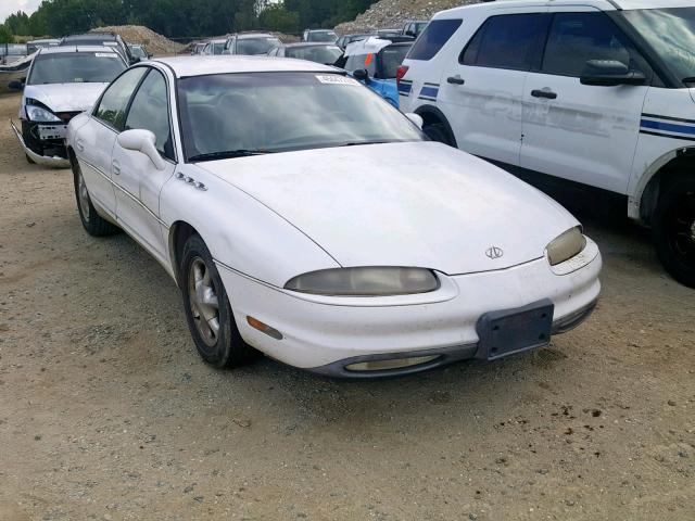 1G3GR62C8W4120662 - 1998 OLDSMOBILE AURORA WHITE photo 1