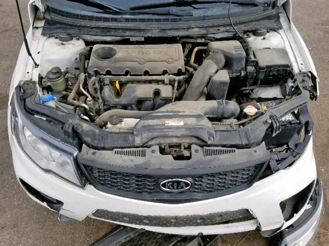 KNAFU6A21B5399750 - 2011 KIA FORTE EX WHITE photo 7