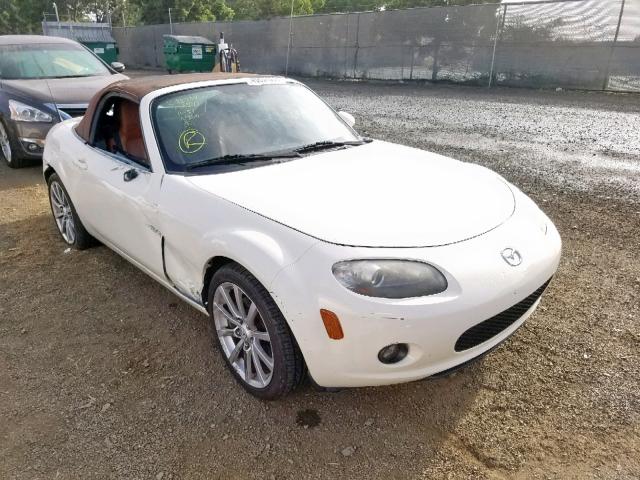 JM1NC25F060106270 - 2006 MAZDA MX-5 MIATA WHITE photo 1