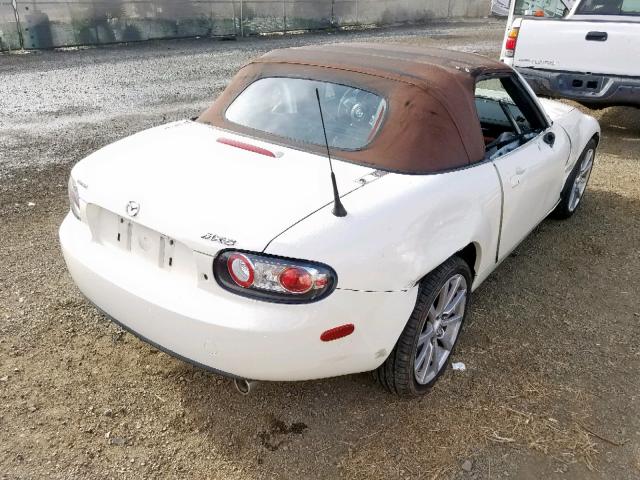 JM1NC25F060106270 - 2006 MAZDA MX-5 MIATA WHITE photo 4