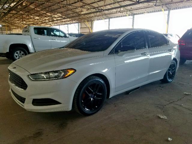 3FA6P0H70DR113336 - 2013 FORD FUSION SE WHITE photo 2