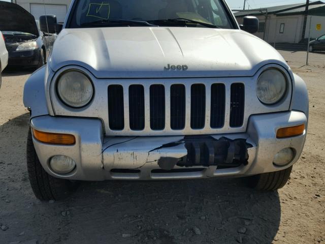 1J4GL58K73W553345 - 2003 JEEP LIBERTY LI SILVER photo 9