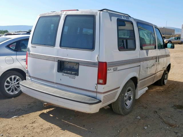 1GCDM19X93B125812 - 2003 CHEVROLET ASTRO WHITE photo 4