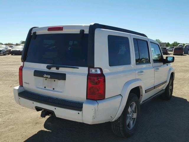 1J8HG48K98C234989 - 2008 JEEP COMMANDER WHITE photo 4