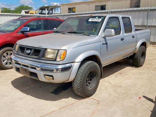 1N6ED27T8YC337786 - 2000 NISSAN FRONTIER C SILVER photo 2