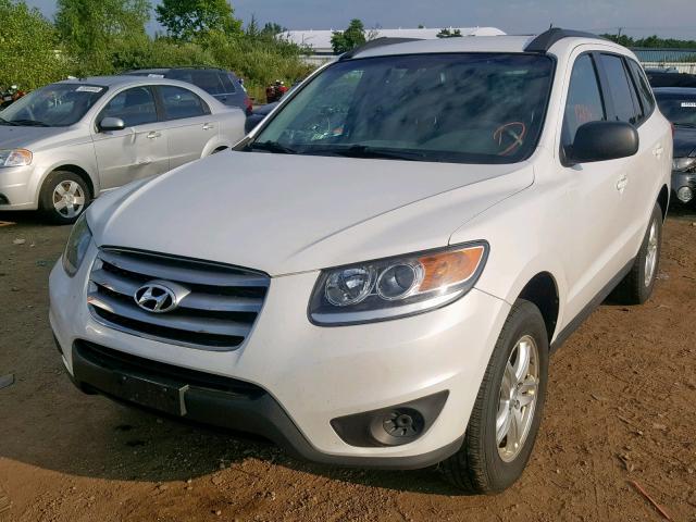 5XYZGDAG2CG109239 - 2012 HYUNDAI SANTA FE G WHITE photo 2