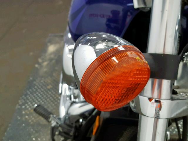 JH2RC44533M707156 - 2003 HONDA VT750 DCB PURPLE photo 10