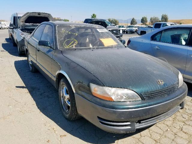 JT8VK13T5P0154255 - 1993 LEXUS ES 300 GREEN photo 1