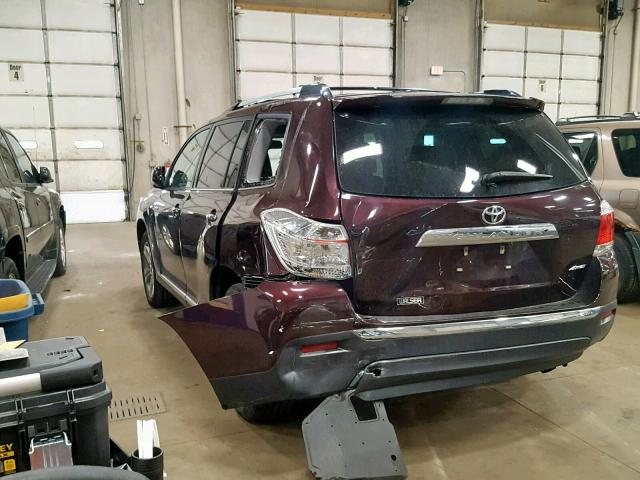 5TDDK3EH8DS273220 - 2013 TOYOTA HIGHLANDER BURGUNDY photo 3