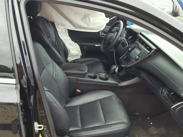 4T1BK1EB0FU144437 - 2015 TOYOTA AVALON XLE BLACK photo 5