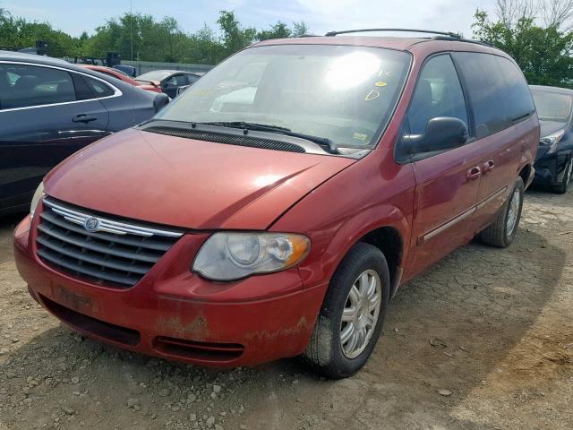 2A4GP54L67R346415 - 2007 CHRYSLER TOWN & COU MAROON photo 2