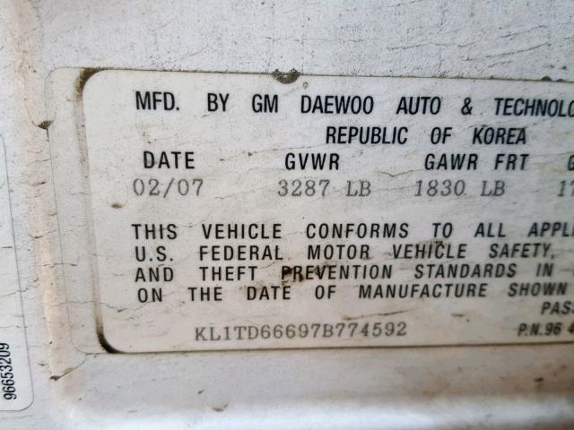 KL1TD66697B774592 - 2007 CHEVROLET AVEO BASE Ақ фото 10