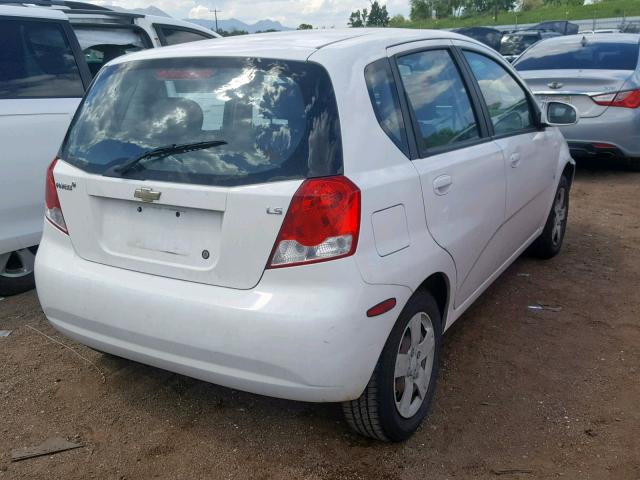 KL1TD66697B774592 - 2007 CHEVROLET AVEO BASE Ақ фото 4