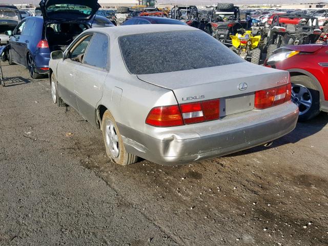 JT8BF22G4V0072323 - 1997 LEXUS ES 300 BEIGE photo 3