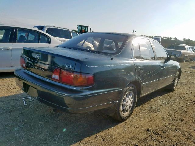 4T1SK13EXSU881622 - 1995 TOYOTA CAMRY XLE GREEN photo 4