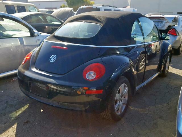 3VWRG31Y07M401139 - 2007 VOLKSWAGEN NEW BEETLE შავი ფოტო 4