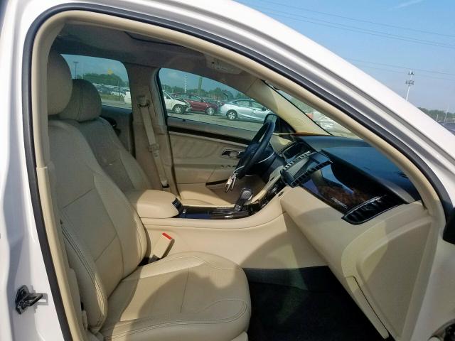 1FAHP2F84JG120468 - 2018 FORD TAURUS LIM WHITE photo 5