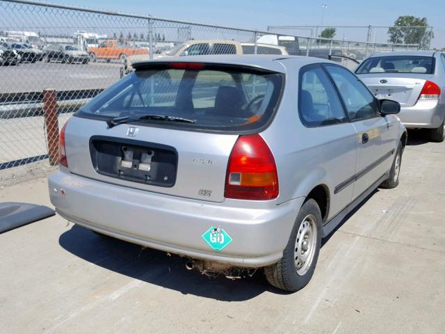 2HGEJ6442TH124971 - 1996 HONDA CIVIC DX SILVER photo 4