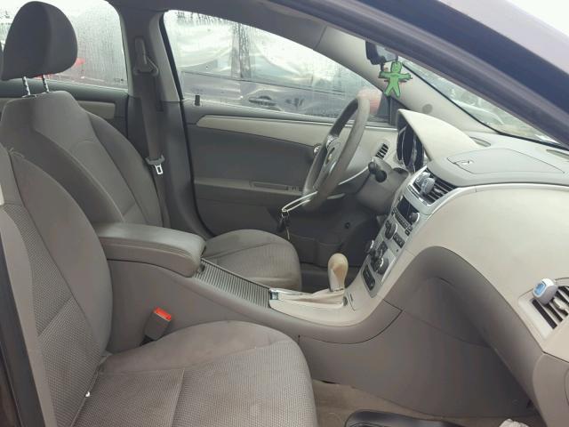 1G1ZB5EB4AF262720 - 2010 CHEVROLET MALIBU LS GRAY photo 5