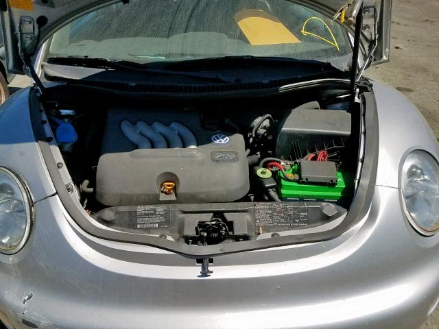 3VWCK21C71M472879 - 2001 VOLKSWAGEN NEW BEETLE ნაცრისფერი ფოტო 7