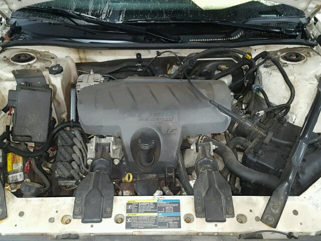 2G2WP552271231529 - 2007 PONTIAC GRAND PRIX WHITE photo 7