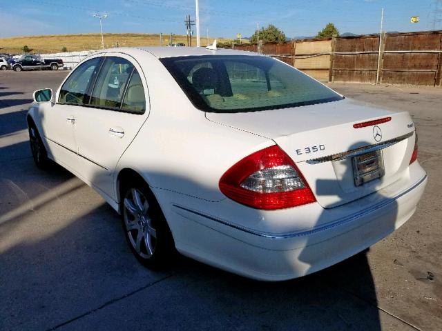 WDBUF87XX7X214575 - 2007 MERCEDES-BENZ E 350 4MAT WHITE photo 3