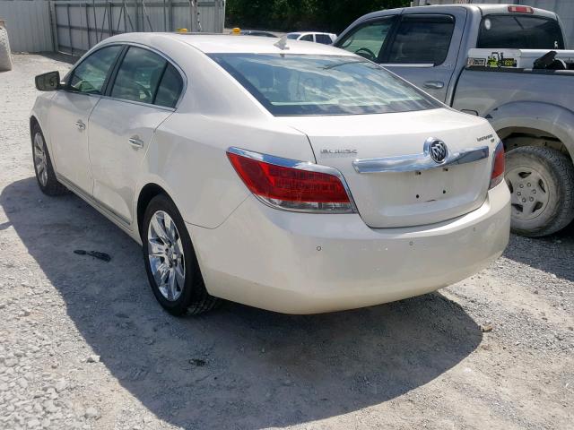 1G4GC5GG3AF152256 - 2010 BUICK LACROSSE C WHITE photo 3