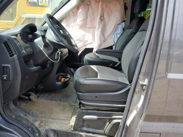 3C6TRVAG1HE532539 - 2017 RAM PROMASTER 灰色 照片 5