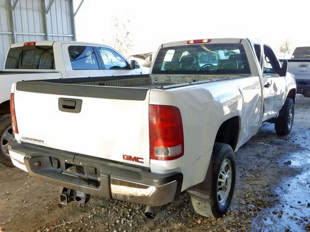 1GT21ZCG5DZ332715 - 2013 GMC SIERRA C25 WHITE photo 4