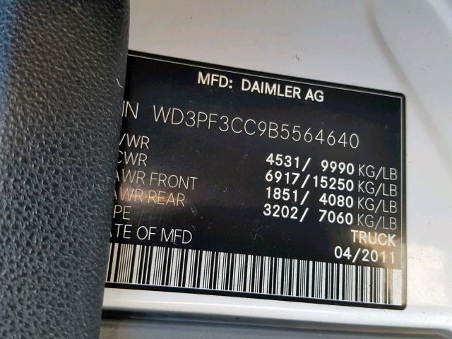 WD3PF3CC9B5564640 - 2011 MERCEDES-BENZ SPRINTER 3 WHITE photo 10