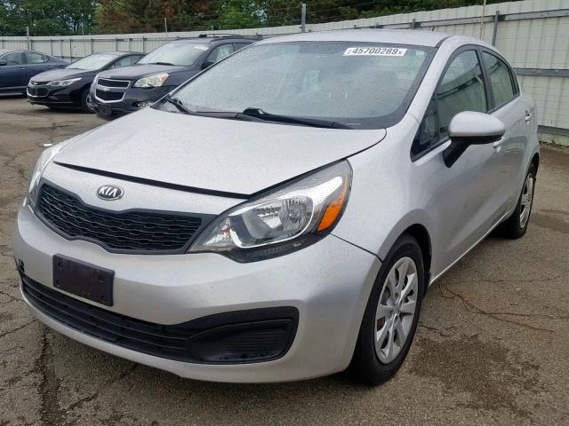 KNADM4A32E6408636 - 2014 KIA RIO LX SILVER photo 2