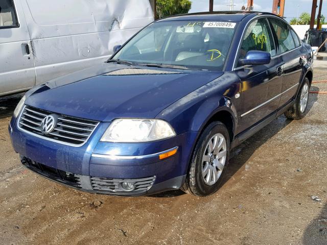 WVWPD63B23P358117 - 2003 VOLKSWAGEN PASSAT GLS BLUE photo 2