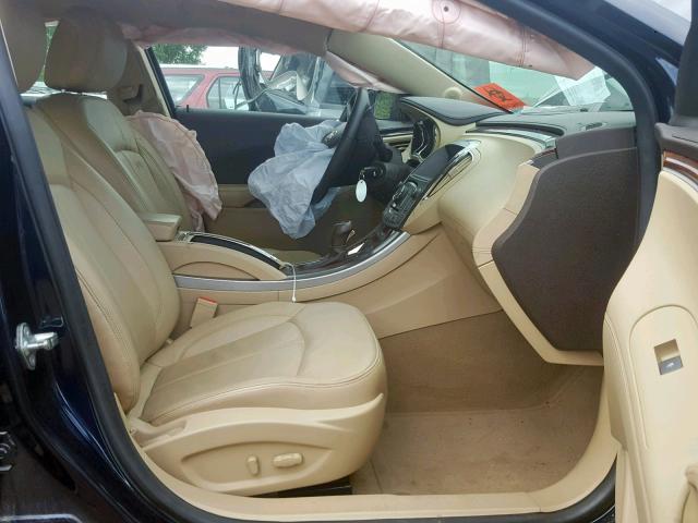 1G4GC5EG1AF234389 - 2010 BUICK LACROSSE C BLUE photo 5