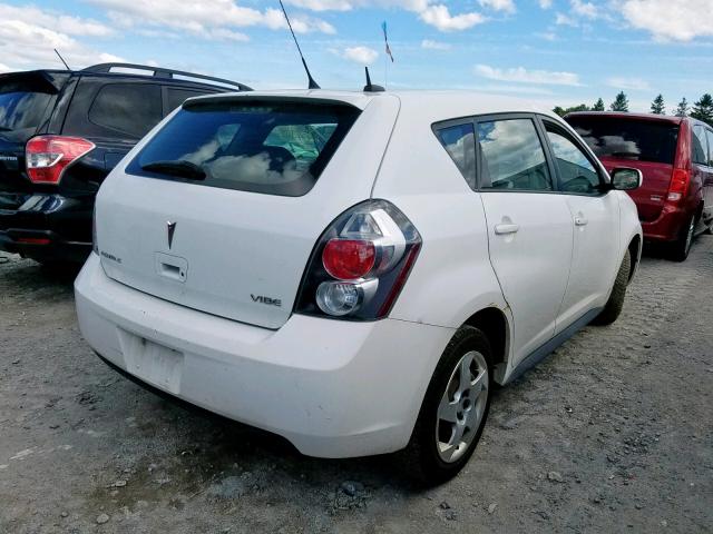 5Y2SP67889Z453696 - 2009 PONTIAC VIBE WHITE photo 4