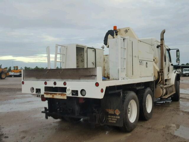 1FVHC7CV28HZ77894 - 2008 FREIGHTLINER M2 112 HEA WHITE photo 4